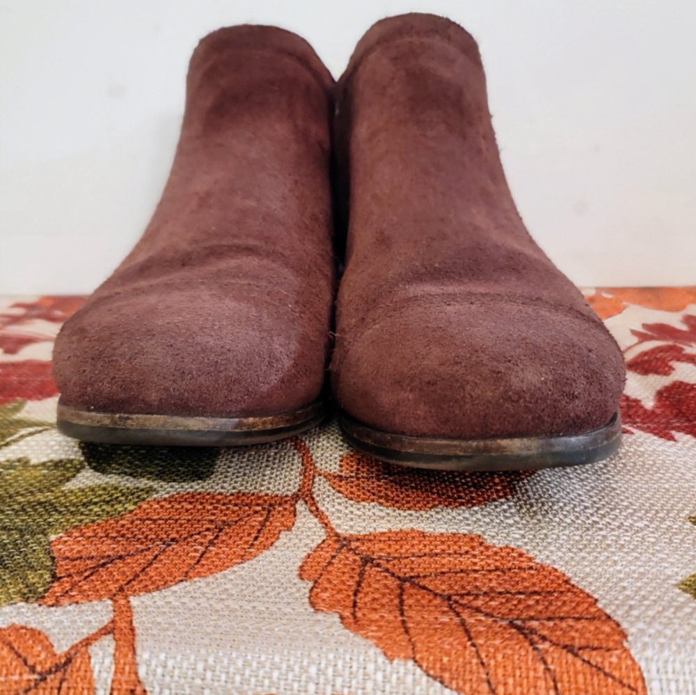 TOMS Brown Suede Ankle Boots Side Zip Comfort Low Heel Women's Chelsea 7.5 - Picture 6 of 15